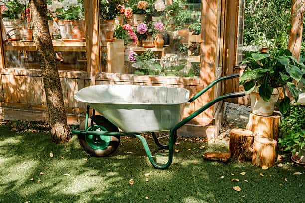 تصویر 3 از فرغون 2 چرخ تعادل بهتر و حرکت آسان روی سطوح مختلف